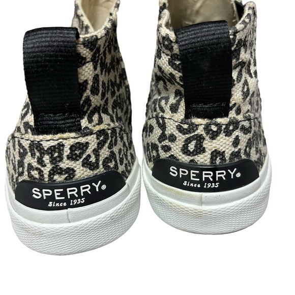 Sperry Cheetah Print Boat Shoe, 6.5M, slight imperfection on left shoe. - Picture 5 of 8